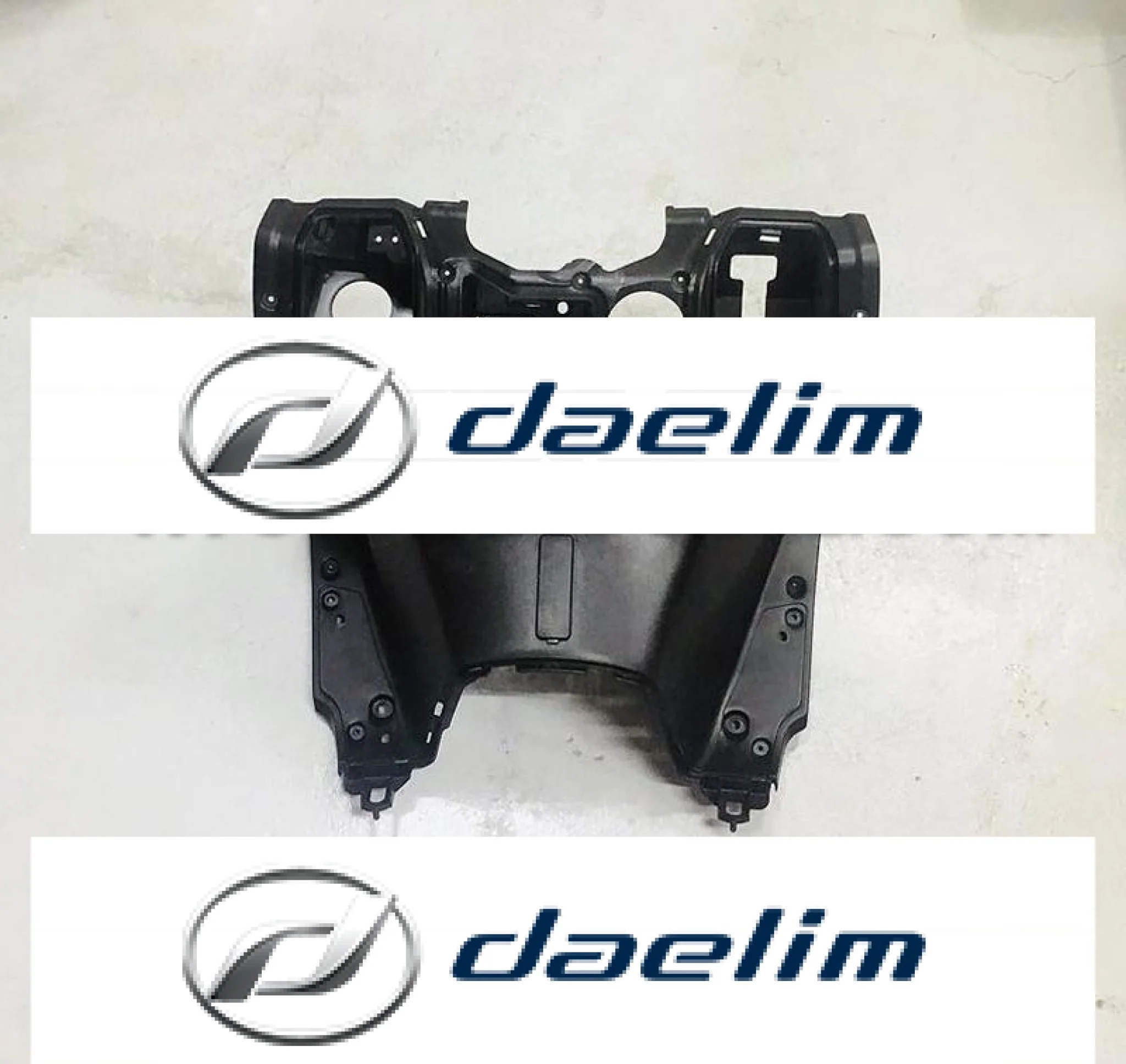 Genuine Front Inner Cowl Plastic Cover Daelim S3 250 SV250 Q3